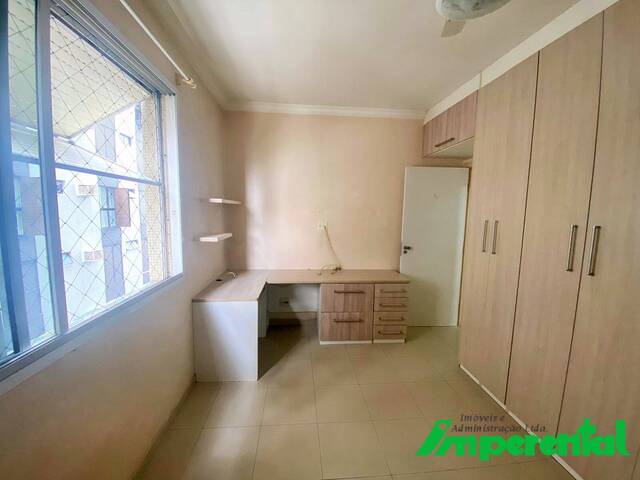 Apartamento para Venda em Santos - 4