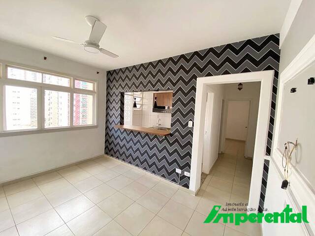 #185 - Apartamento para Venda em Santos - SP